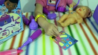 Доктор Плюшева игрушки играются набор доктора Doc McStuffins suitcase set playing toys doll