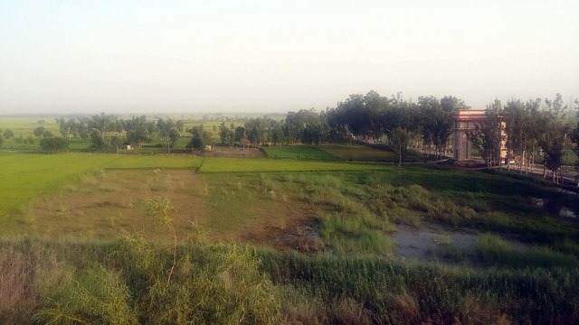 Flag lowering ceremony Head Salmanki Pak Ind Border