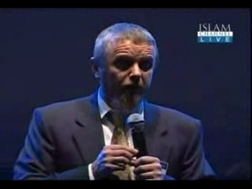 Thousands of danish converts to Islam Quran Denmark Muslim