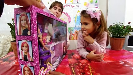 Video herunterladen: Barbie kuaför ve güzellik salonu oyuncak kutusu açtık, eğlenceli çocuk videosu, Toys unboxing