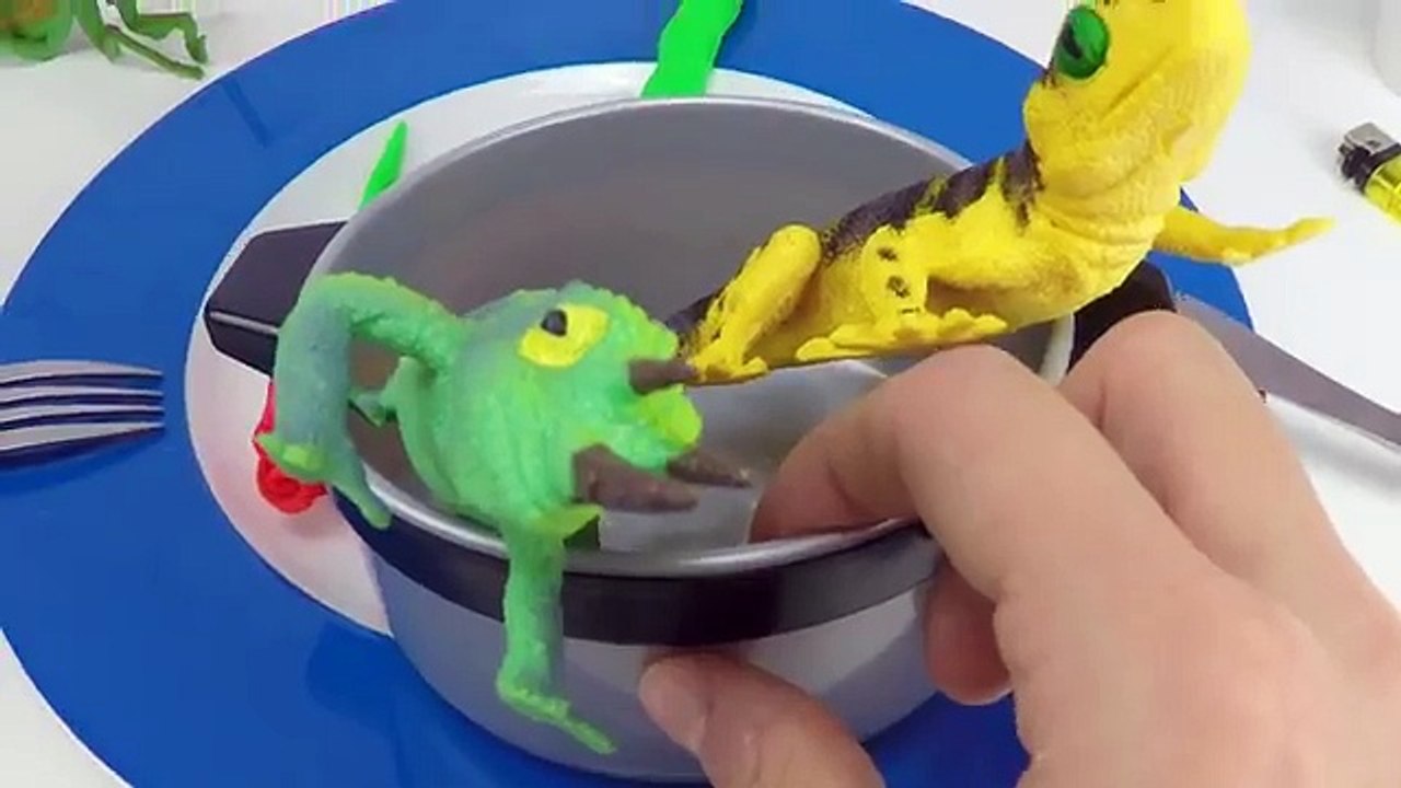 Funny DINNER w/ Spiderman! Weird Dinner COMPILATION! ASMR Eating Sounds! No Talk!