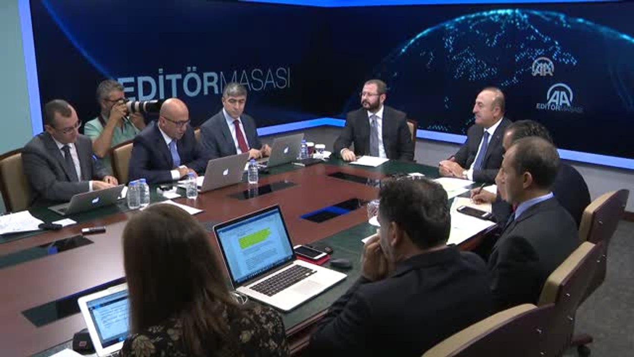 Çavuşoğlu: "İran'ın Dışlanması ve Köşeye Sıkıştırılması Çok Ciddi, Vahim Bir Hatadır"