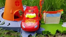 Disney Cars 3 Toys Miss Fritter & Jackson Storm Destroy Lightning Mcqueen in Dream
