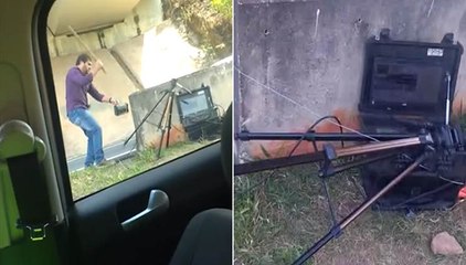 Este condutor ficou revoltado com o Radar, parou o carro... E destruiu-o à paulada!