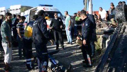 Takla Atan Araçta, 3 Kişi Ağır Yaralandı