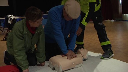 Cours de secourisme au CCAS de Castelginest