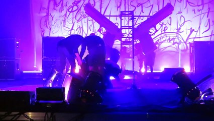 Marilyn Manson Injured Onstage in New York - 2017