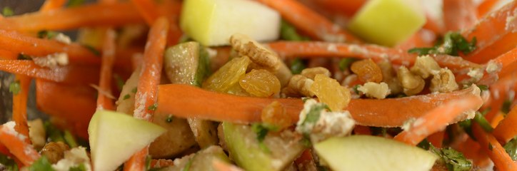 سلطة التفاح وجبنة الماعز : سلطات و اكلات للرجيم