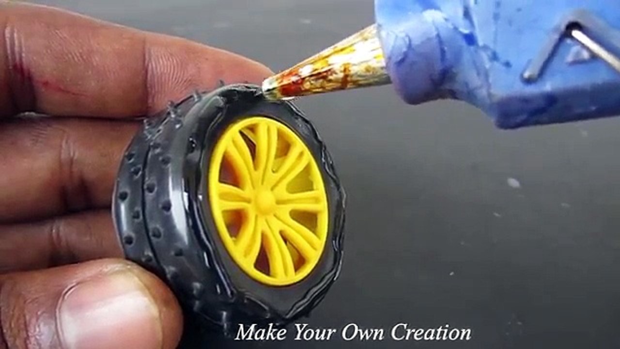 How to Make a Floor Cleaning Machine - Remote Controlled