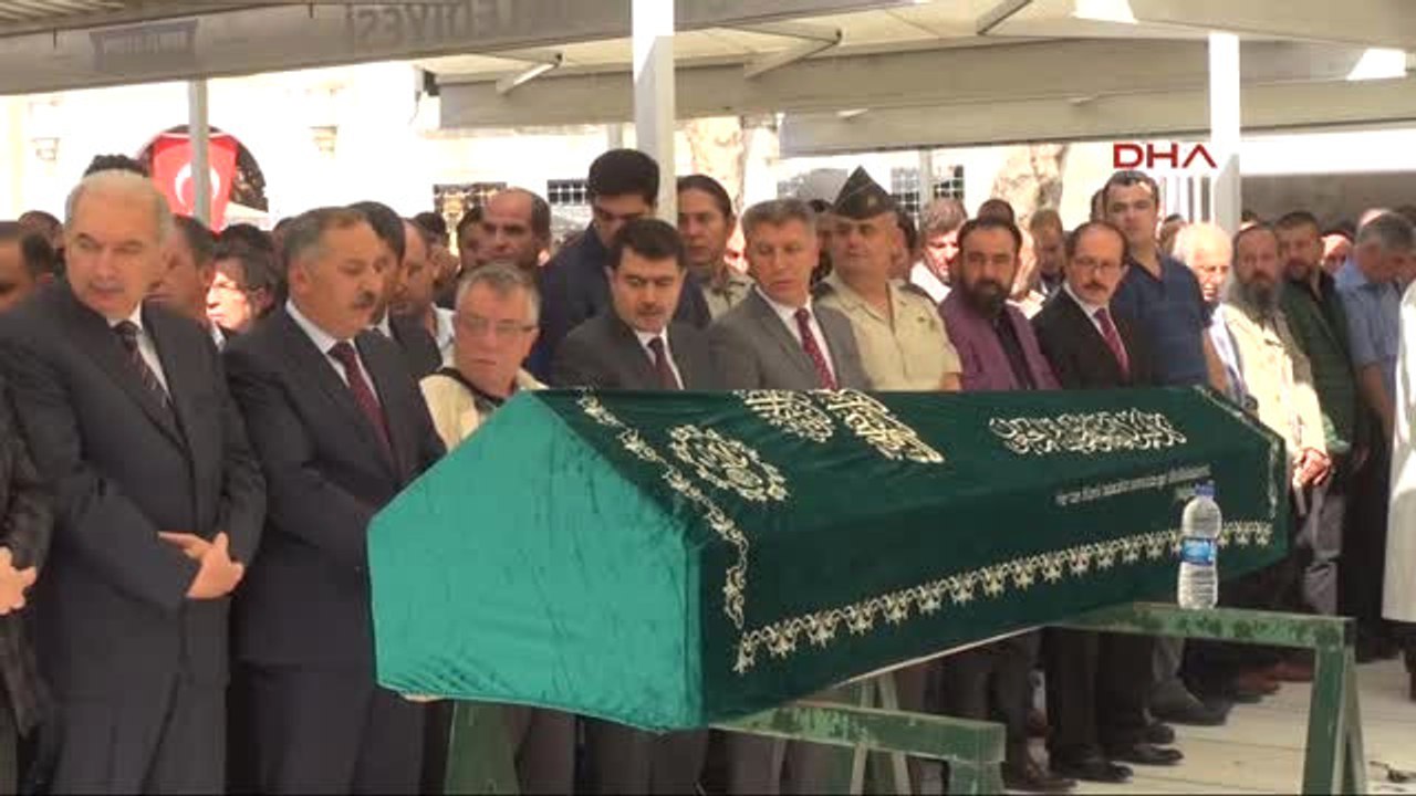 Cumhurbaşkanlığı, Eyüp Sultan'da Aşure Dağıttı