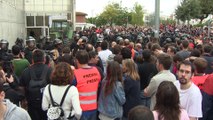PSOE propone reprobar a Santamaría por cargas policiales