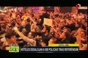 España: desalojan a policías de hoteles en Cataluña