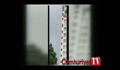 Otel faturasından kaçmak için telefon tellerine atladı