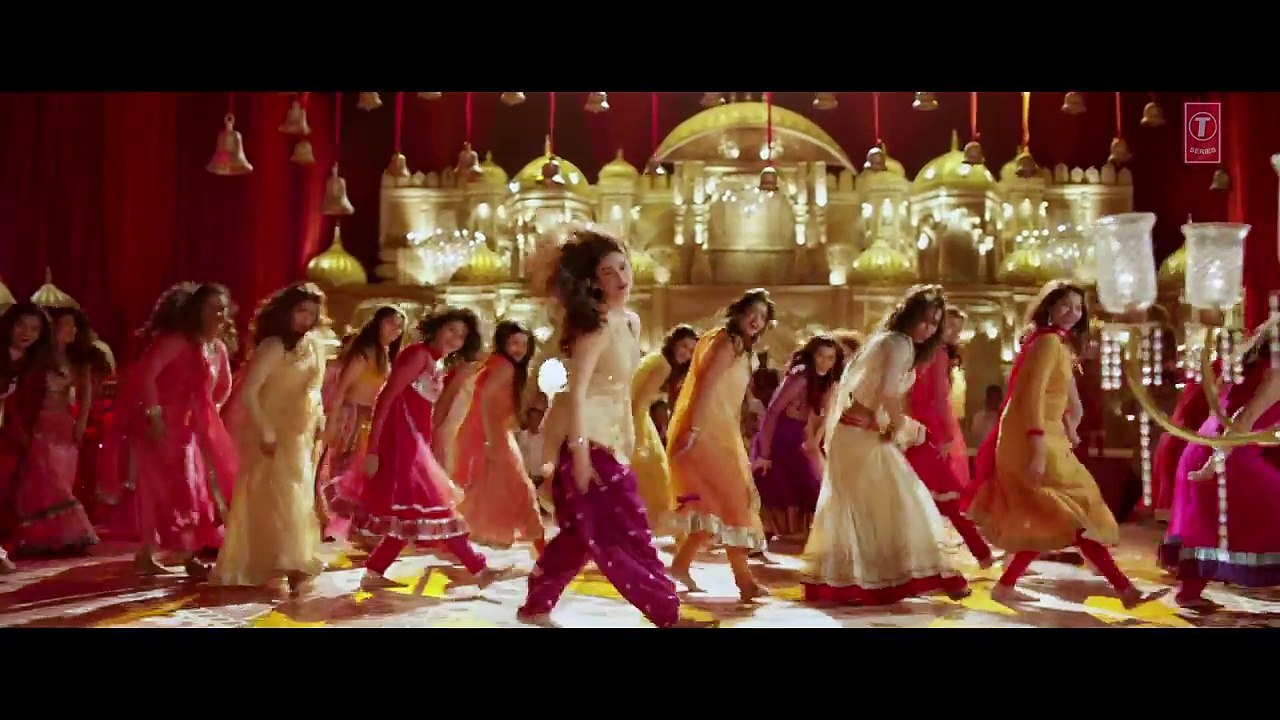 Will You Marry Me Full Video Song _ Bhoomi _Aditi Rao Hydari, Sidhant _ Sachin - Jigar _Divya&Jonita (1)