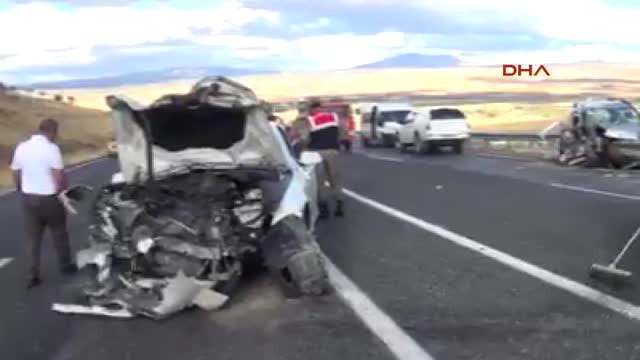 Elazığ'da Trafik Kazası 11 Yaralı