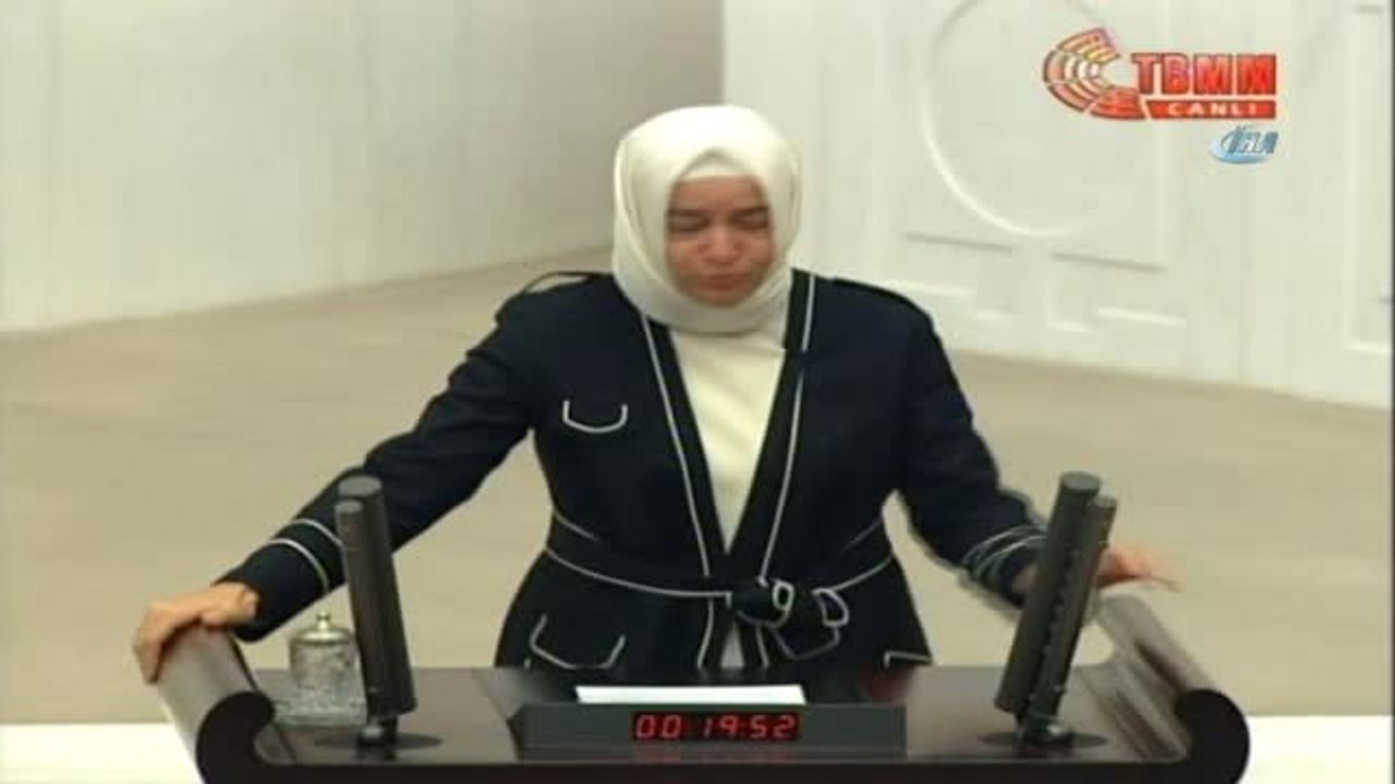 Aile ve Sosyal Politikalar Bakanı Fatma Betül Sayan Kaya: "Aile Kurumunun Güçlendirilmesini Ülkemiz...