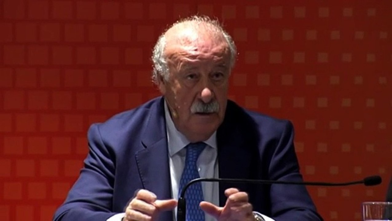 Del Bosque: "Piqué ha sido siempre un compañero excelente y buen profesional"