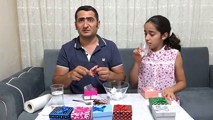 Kutudan Ne Çıkacak Solucan Çıktı.