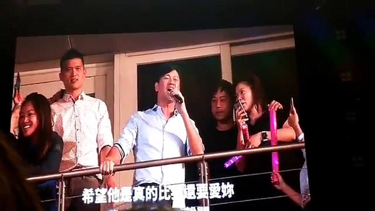 周杰倫地表最強巡演-台北站9_30 李聖傑包廂飆唱《安靜》-ZvJu5RDJdpk