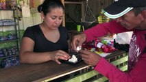 El poblado colombiano donde la vida se tasa en gramos de coca