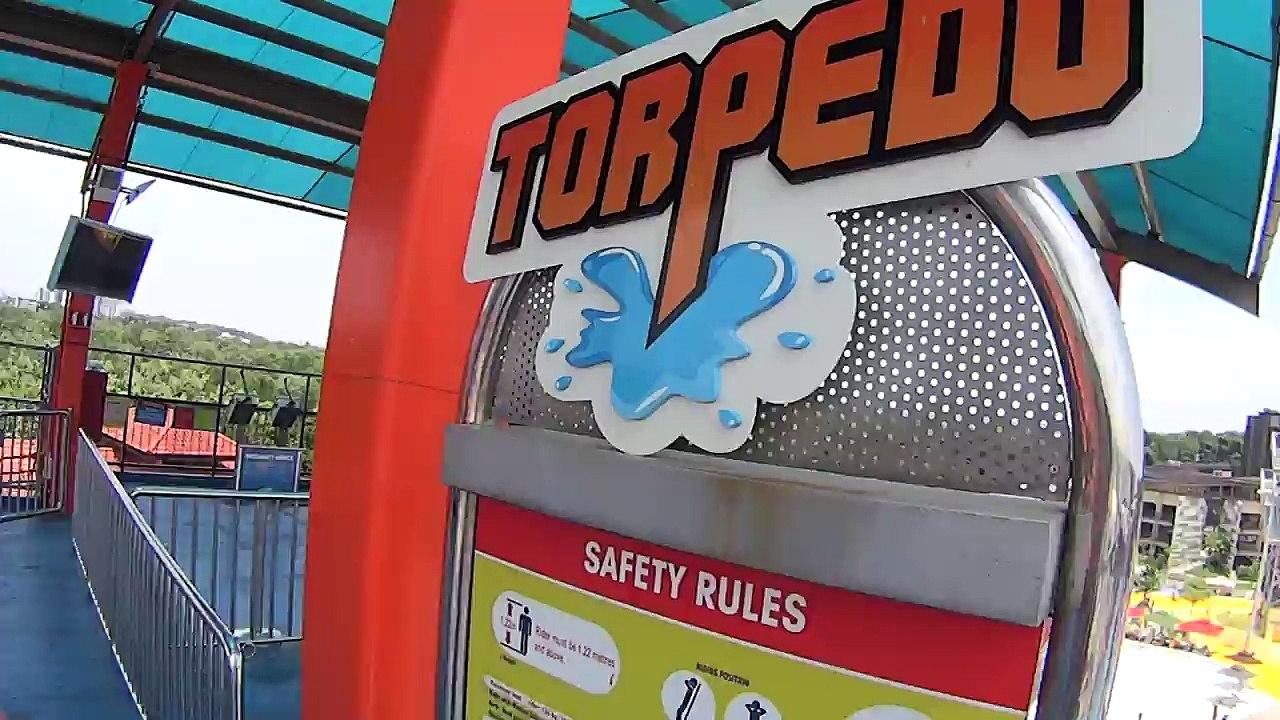 Insane Torpedo Water Slide at Wild Wild Wet Singapore-sYn6KFaHMSI