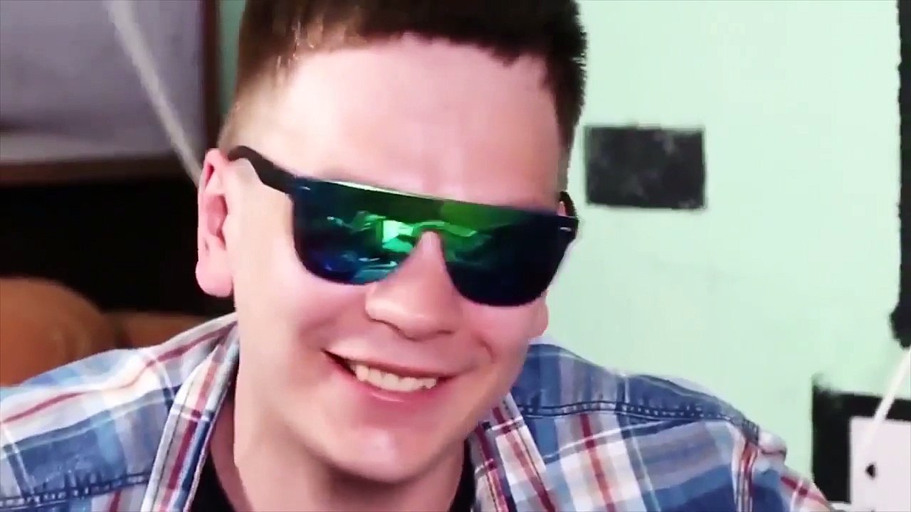 С КЕМ Я ЖИВУ?