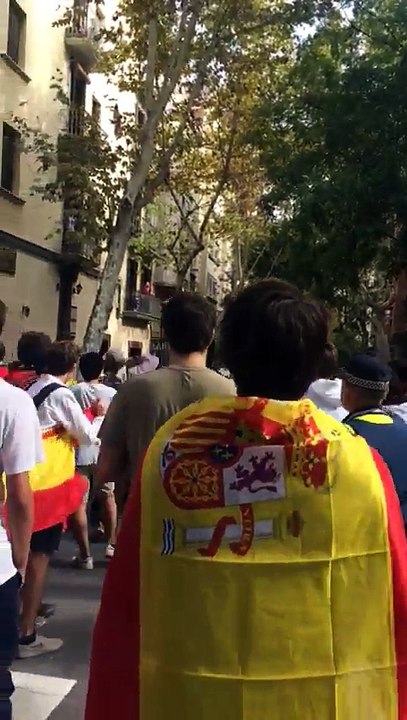 Enfrentamientos en Sans entre Jovenes Patriotas e Independentistas