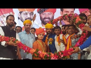 साध्वी देवा ठाकुर साथ मे सुखदेव सिंह ने उस भांड को खुली धमकी दी भांड तुझे तो तेरे घर आकर मरेंगे