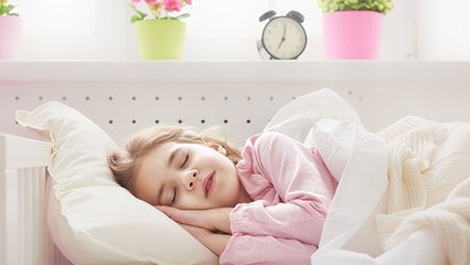 لماذا يجب على أطفالكم أن يناموا باكرا؟