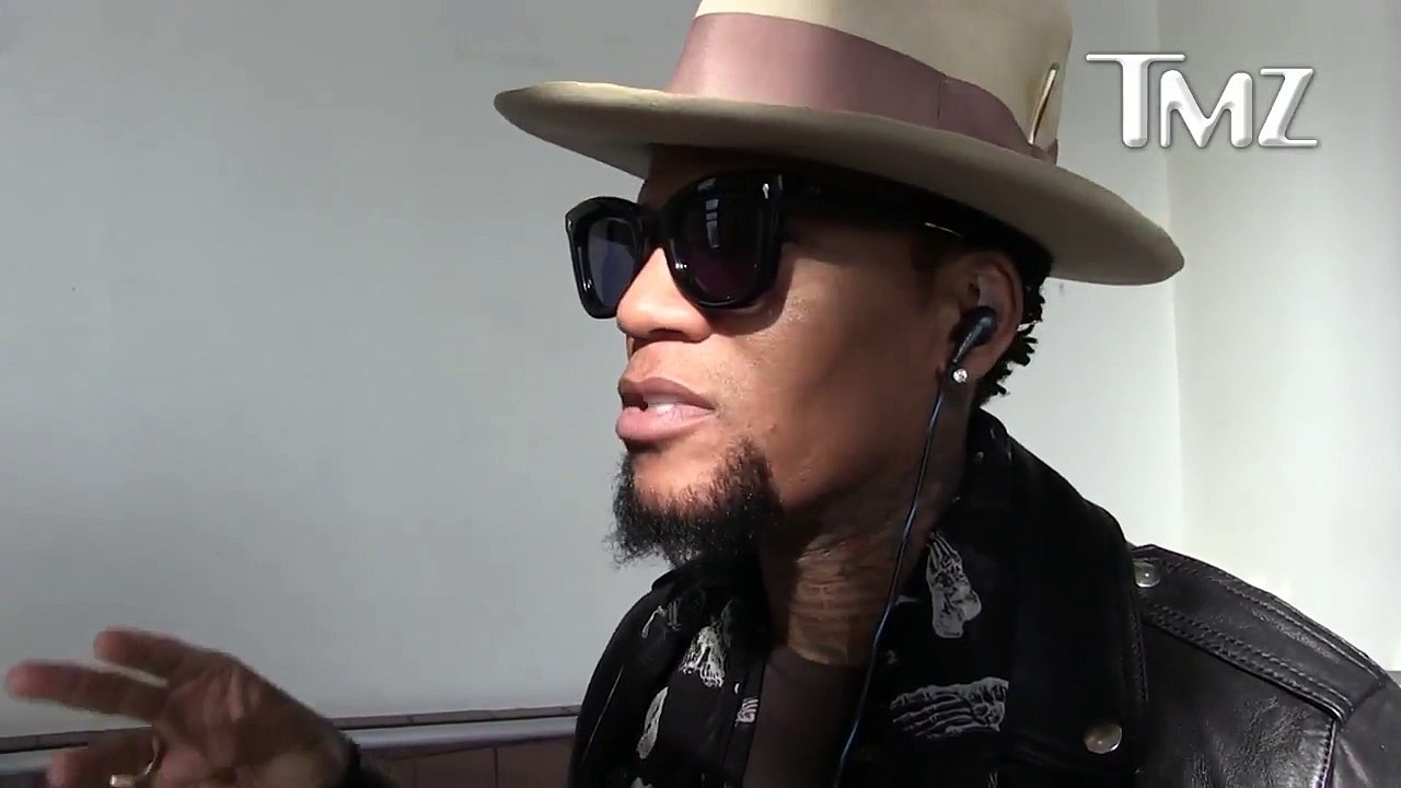 D.L. Hughley Says Americans Are More Dangerous Than Guns & ISIS _ TMZ-qCyKB46DOfo
