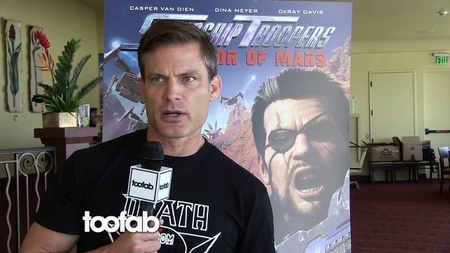 Casper Van Dien's Most Memorable 'Starship Troopers' Fan Experience-kkPDRrnG1SA