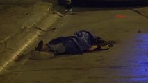 İzmir'de Bıçaklı Kavga 1 Ölü, 1 Yaralı