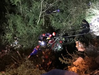 25 Metrelik Uçuruma Yuvarlandı