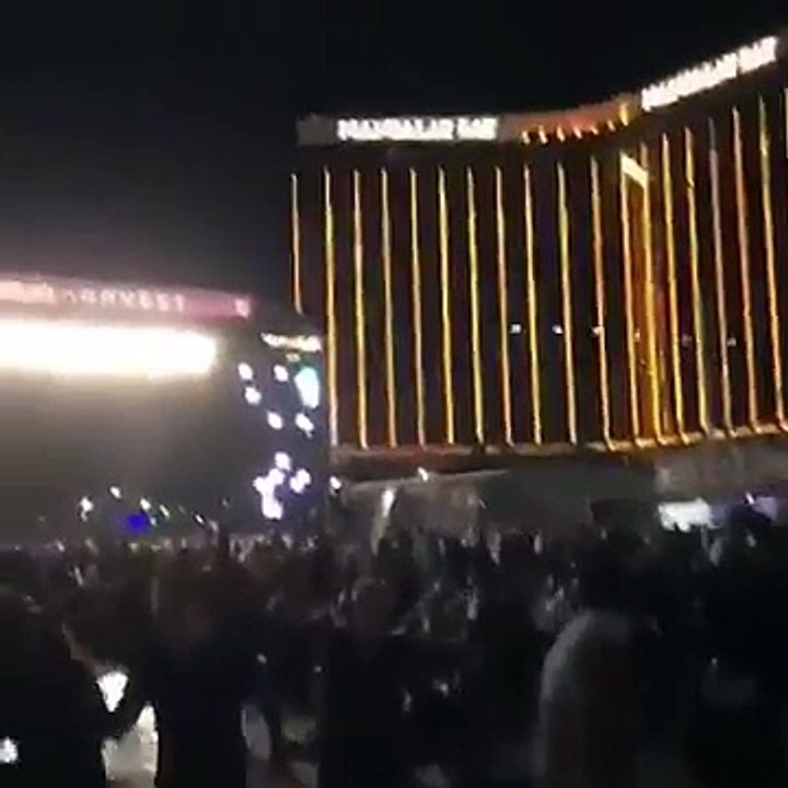 Raw Footage: Shooting in Las Vegas Mandalay Bay. #PrayforLasVegas