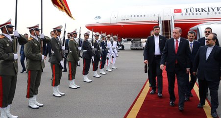 Erdoğan, İran'da Resmi Törenle Karşılandı! Karşılayanlar Arasında Hulusi Akar da Vardı