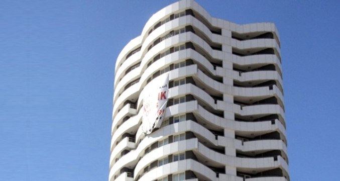 Okula Gidiyorum Diye Evden Çıkan Liseli Kız, Rezidansın 18. Katından Düşerek Can Verdi