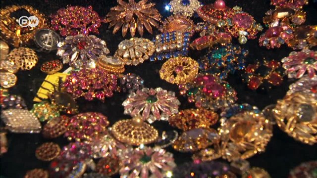 Museums honor legacy of fashion icon Yves Saint Laurent | DW English