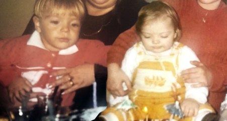 Caner Erkin'in Çocukluk Fotoğrafını Gören "Hiç Değişmemiş" Diyor