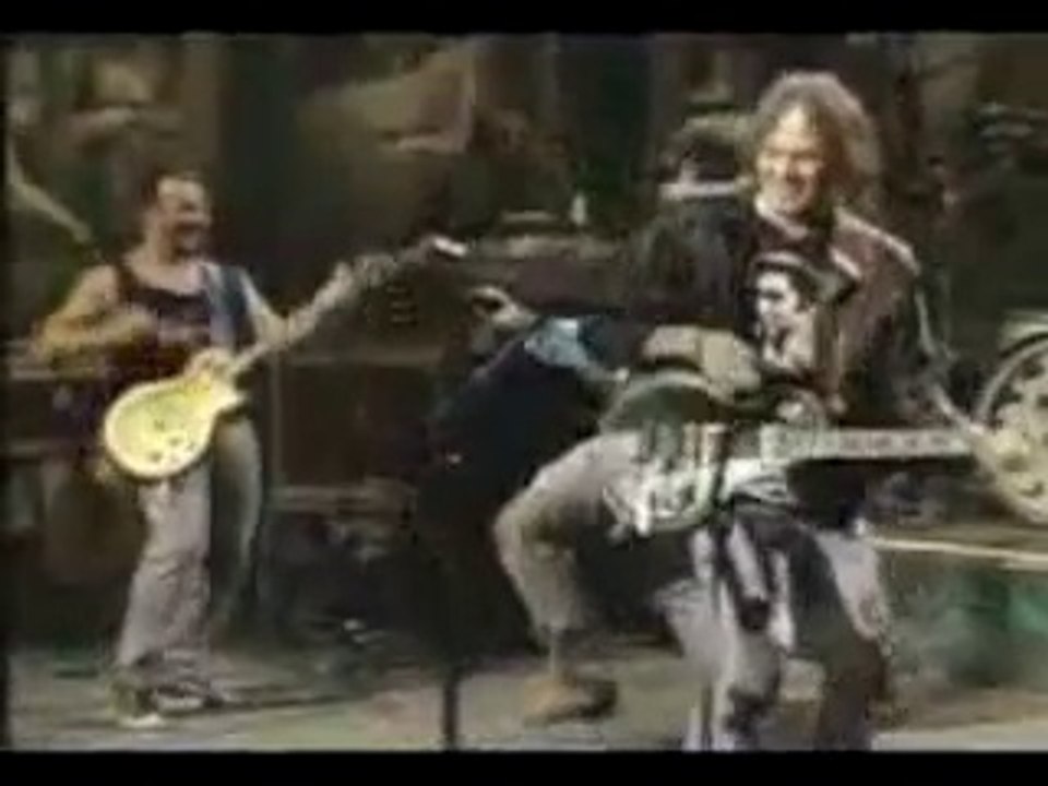 Neil Young Keep on rockin in the free world - 11 sec clip