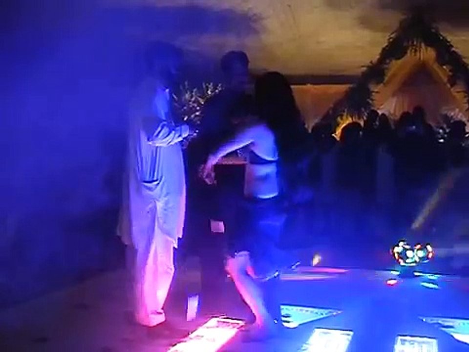 Mujra in VIP Style (PART 1)