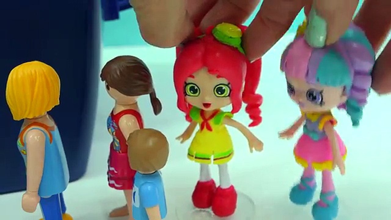 Strange Cruise Ship Trip - Shopkins Happy Places Shoppies Rainbow Kate Playmobil Vacation Toy Video