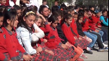 Eski Otobüsü Kütüphaneye Çevirdiler