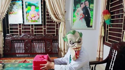 Spiderman abdominal injection Elsa pregnant Joker fake Doctor Police arrested Venom Superhero funny