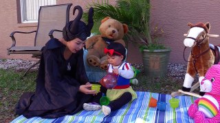Maleficent & Snow White Baby tea Party w/ Chef Baby, Mcdonalds, Doctor Mcstuffin