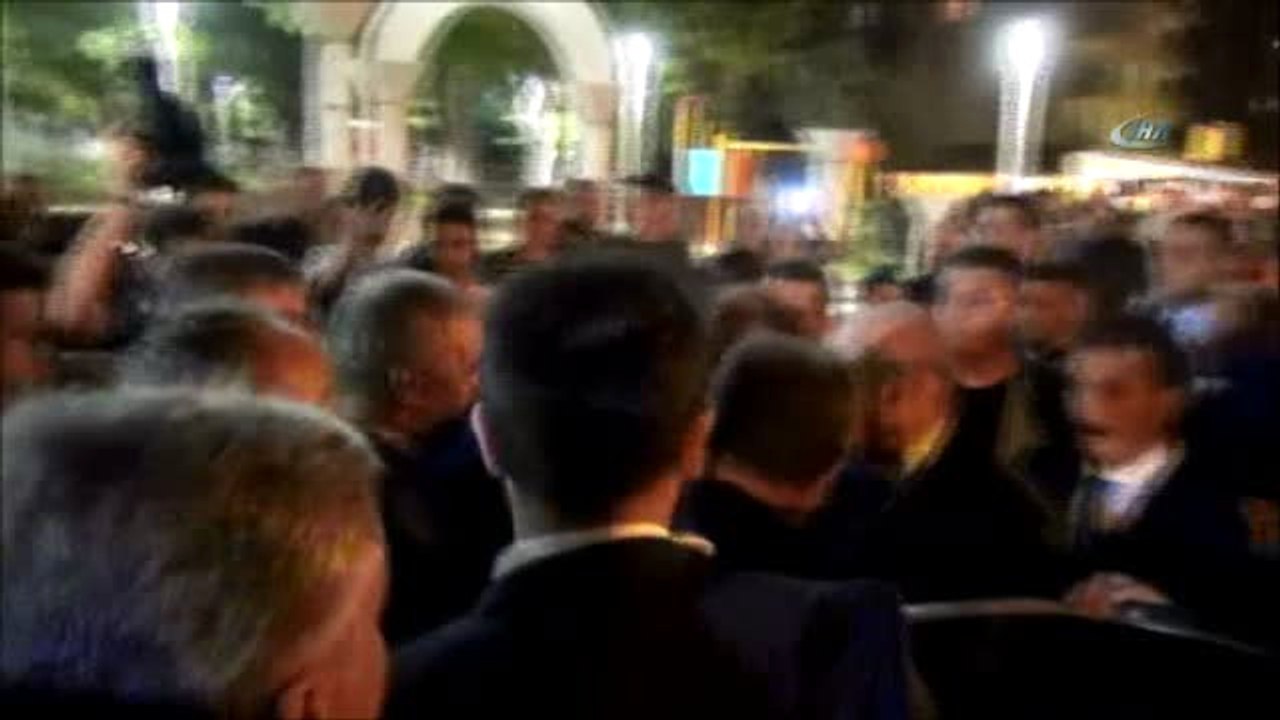 Devlet Bahçeli Turgutlu Teşkilatını Ziyaret Etti