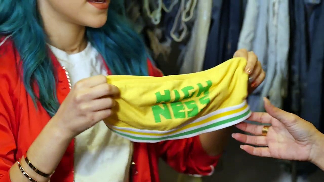 Niki DeMartino - Closet Raid