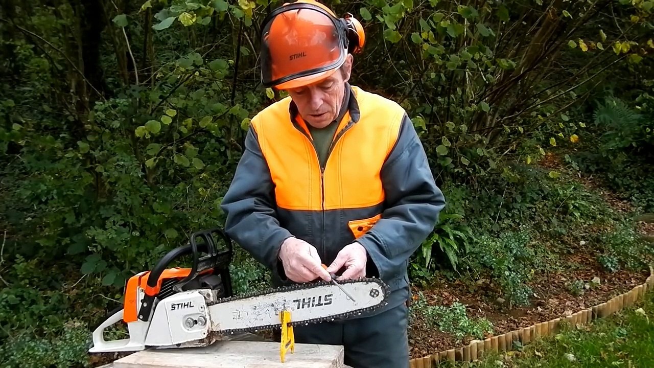 Comment affuter sa chaine de tronçonneuse (affû...