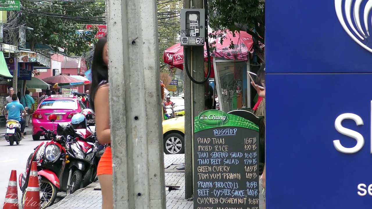 Hooters Girls Bangkok Soi 4 sukhumvit 4K UHD