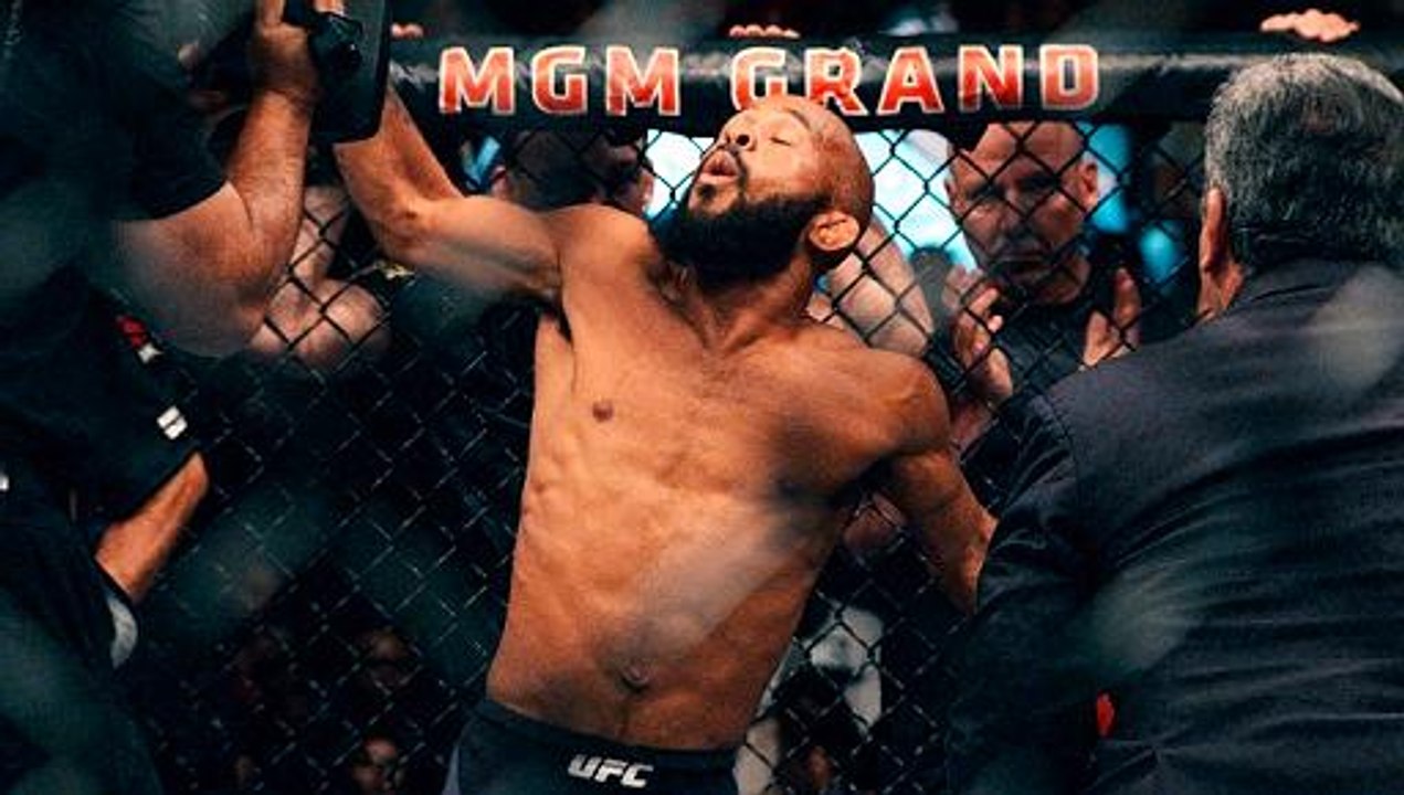 UFC 216: Demetrious Johnson vs Ray Borg - One Win From History