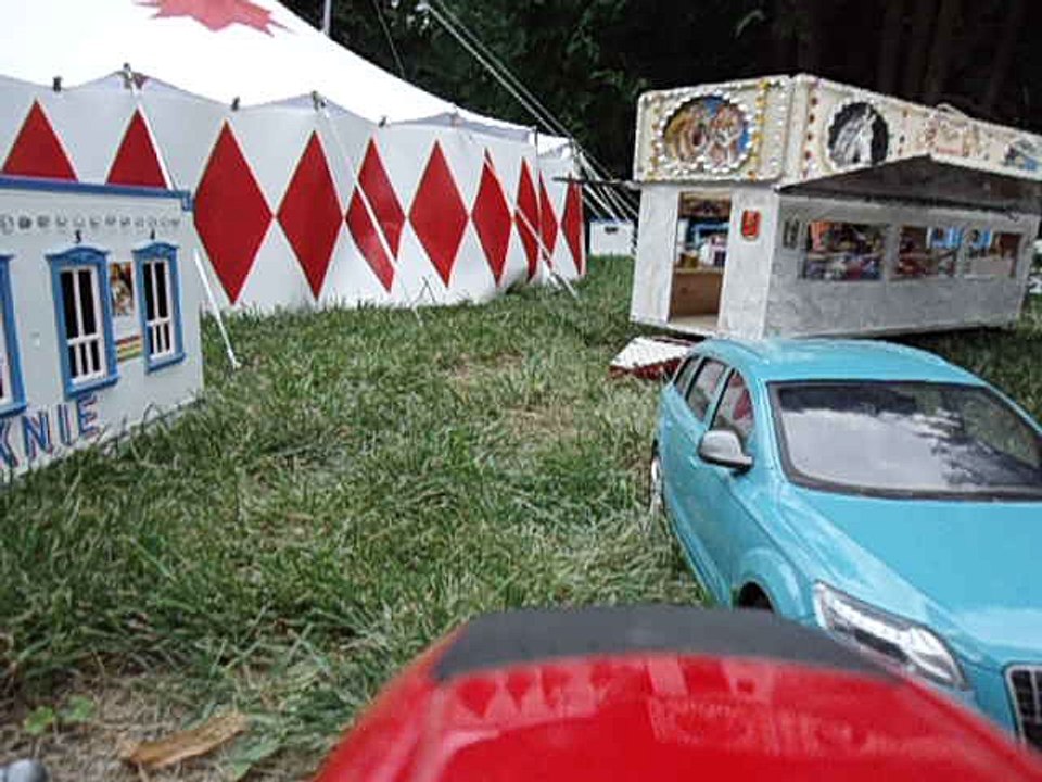 CIRKUS PLAYGROUND IN SCALE